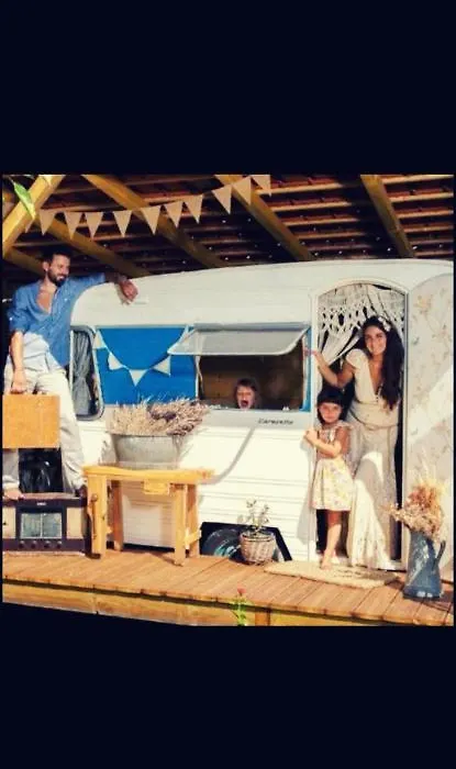 GÎTE AZKENDANTZA 2a6 PERS AVEC CARAVANE INSOLITE-1