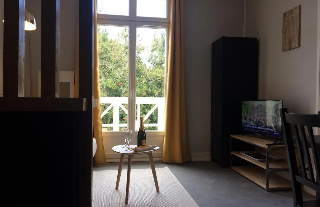 Dinard: studio à 100 m de la plage de L'Ecluse-1