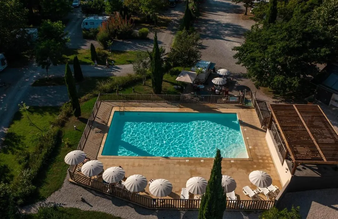 Camping Beau Rivage-1
