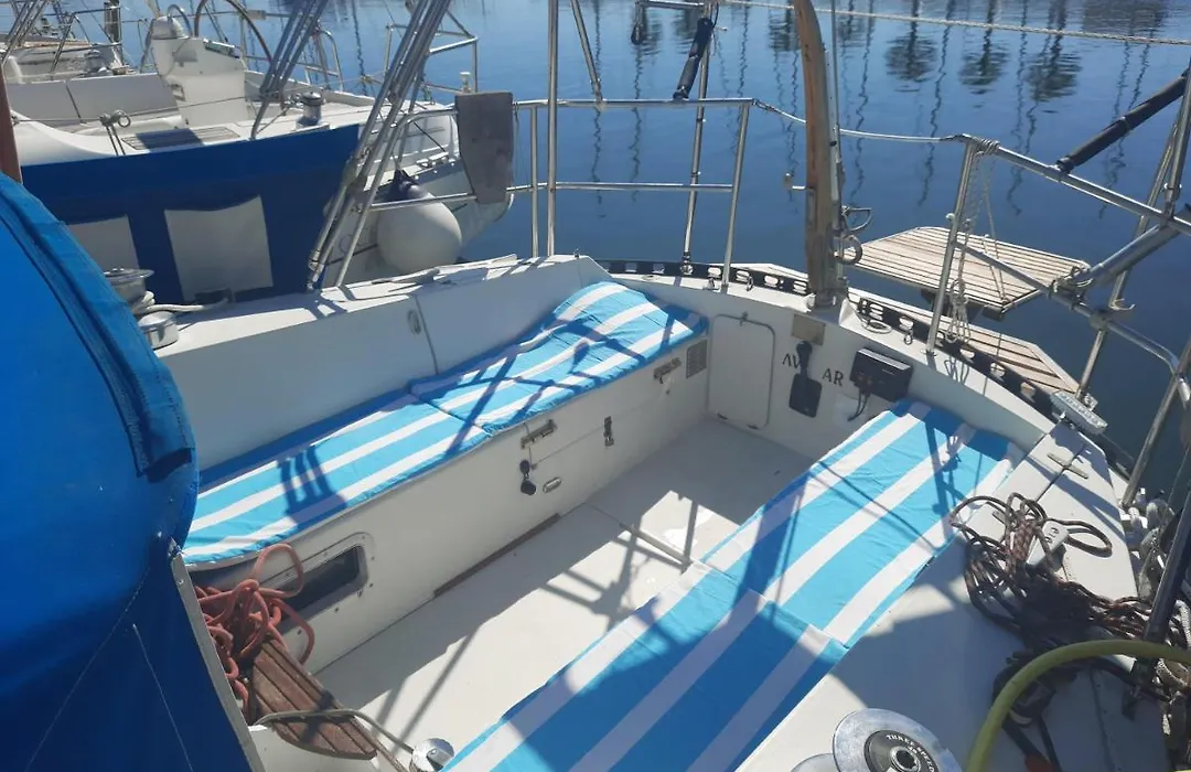 Voilier Logement Spacieux A Louer Au Port - Gruissan Plage - 11 Aude-1