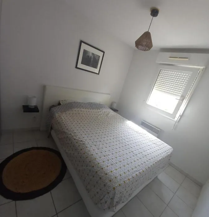 Appartement Moderne D'Une Chambre Avec Terrasse-1