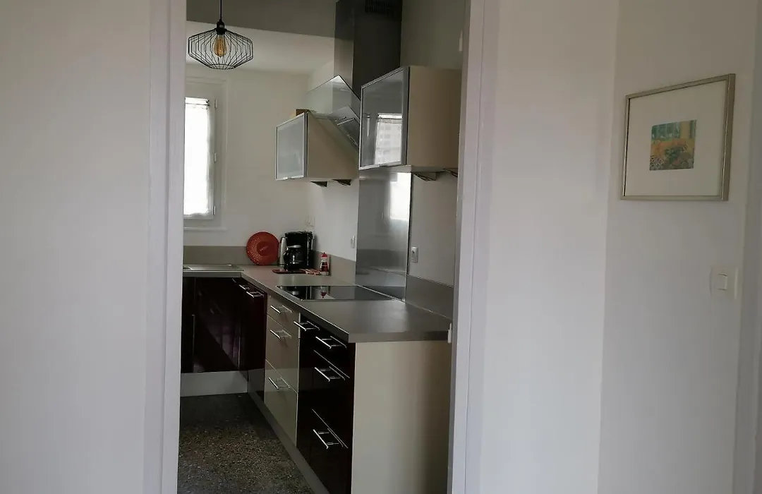 Appartement 81 M2 Plein Centre-Ville-1