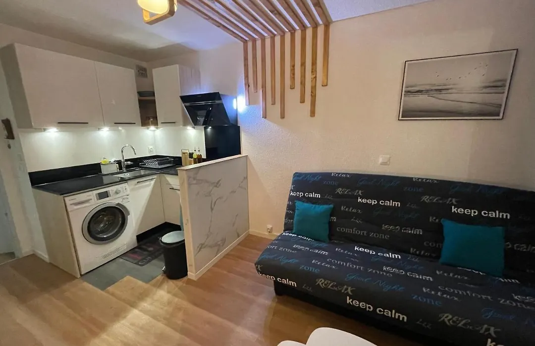 Appart En Residence Calme Avec Parking Prive-1