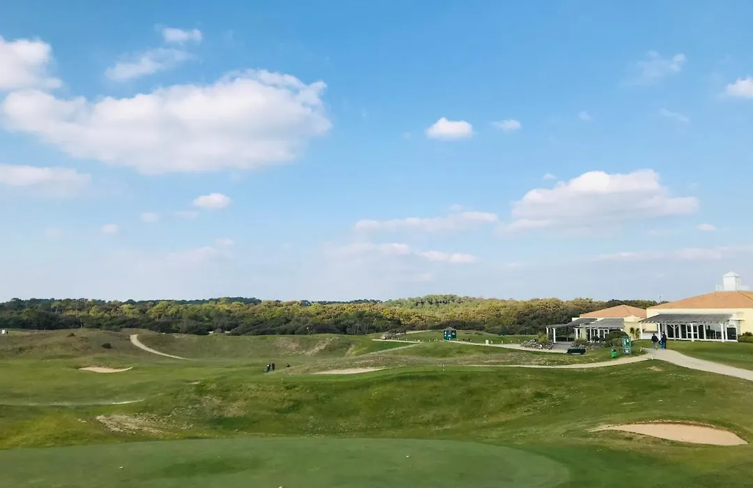 Maison du lac, golf et océan à 100m-1