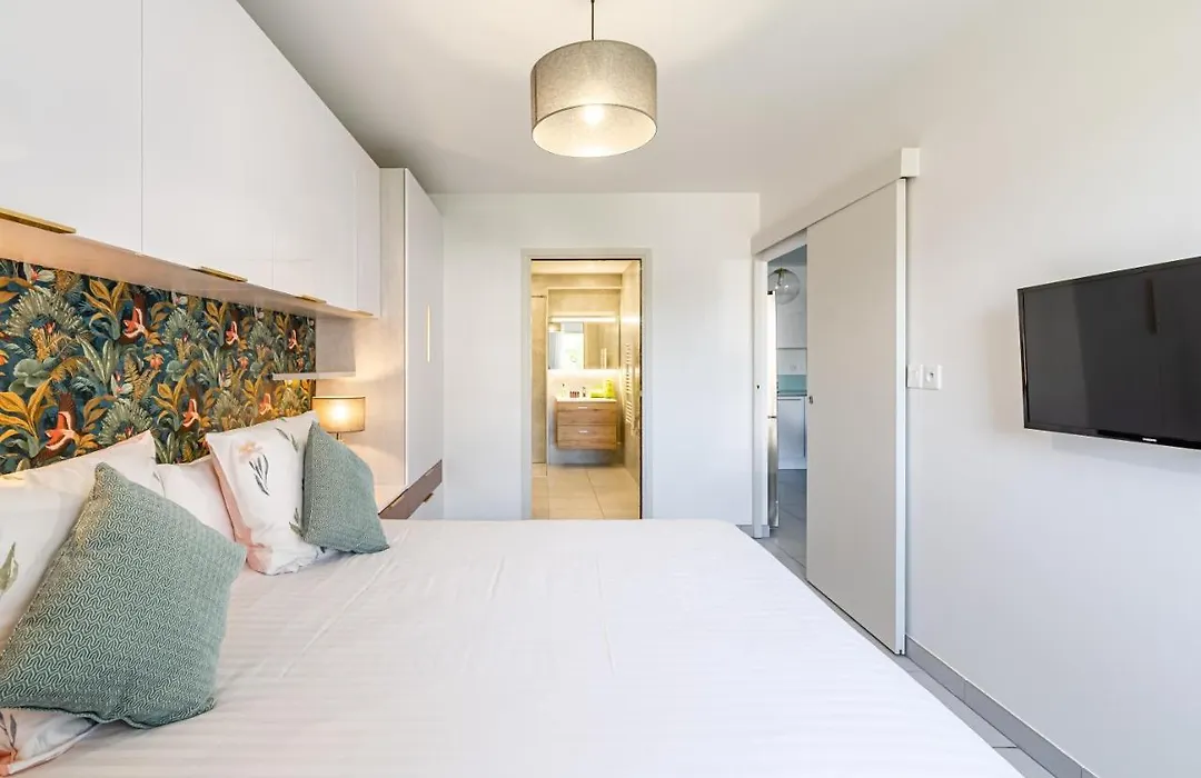 Residence Pure-1