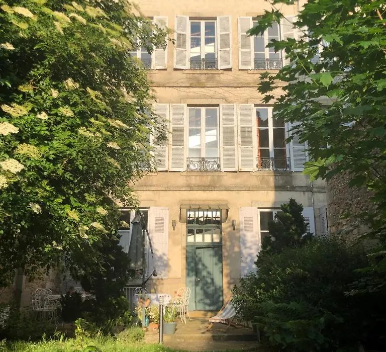 Le Jardin des Lys-1