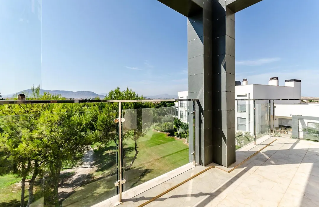 El Plantio Golf Resort-1
