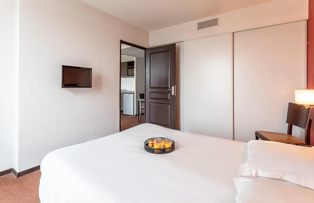 Comfort Aparthotel Nimes Centre-1