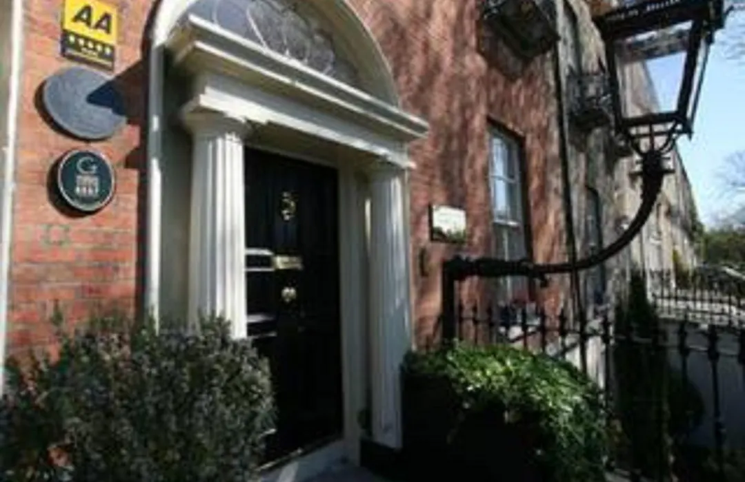 Pembroke Townhouse-1