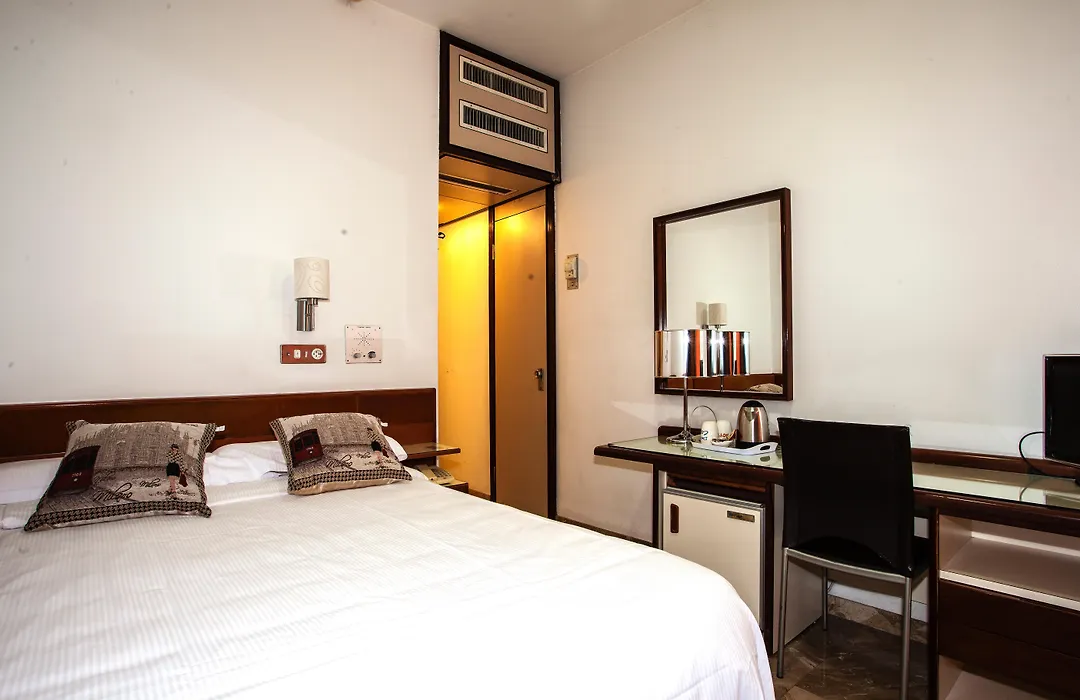 Canova Hotel-1