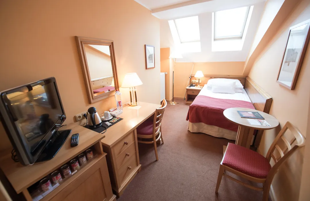 Hotel Rott-1