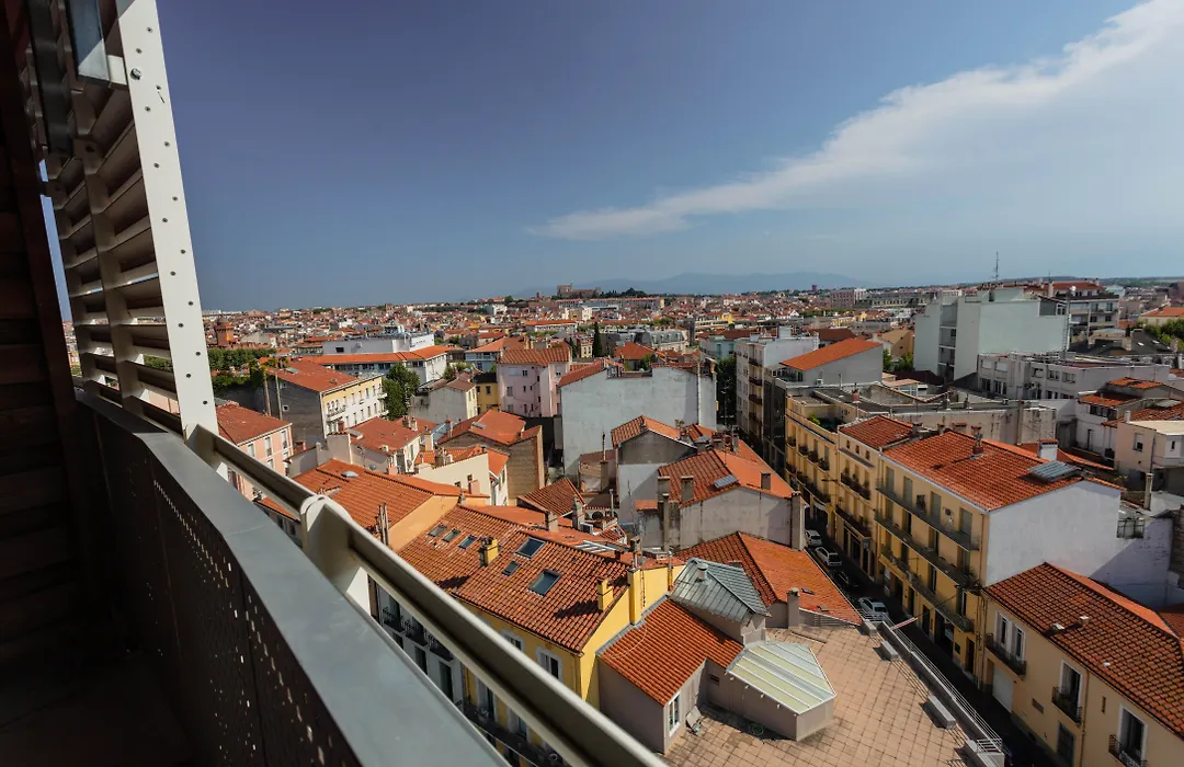 Appart-Hôtel Mer&Golf City Perpignan Centre-1