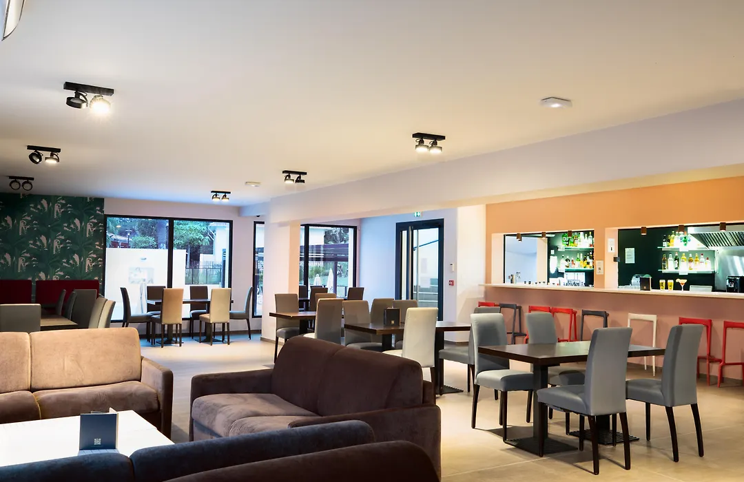SOWELL RESIDENCES Chênes Verts-1