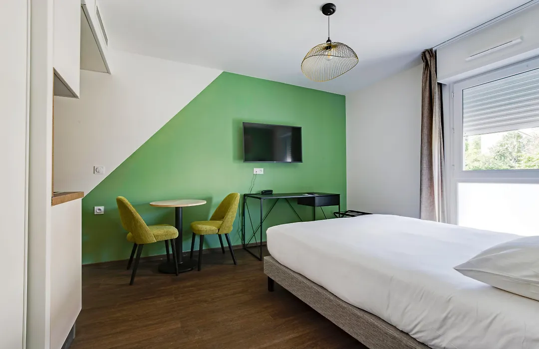All Suites Appart Hôtel Massy Palaiseau-1