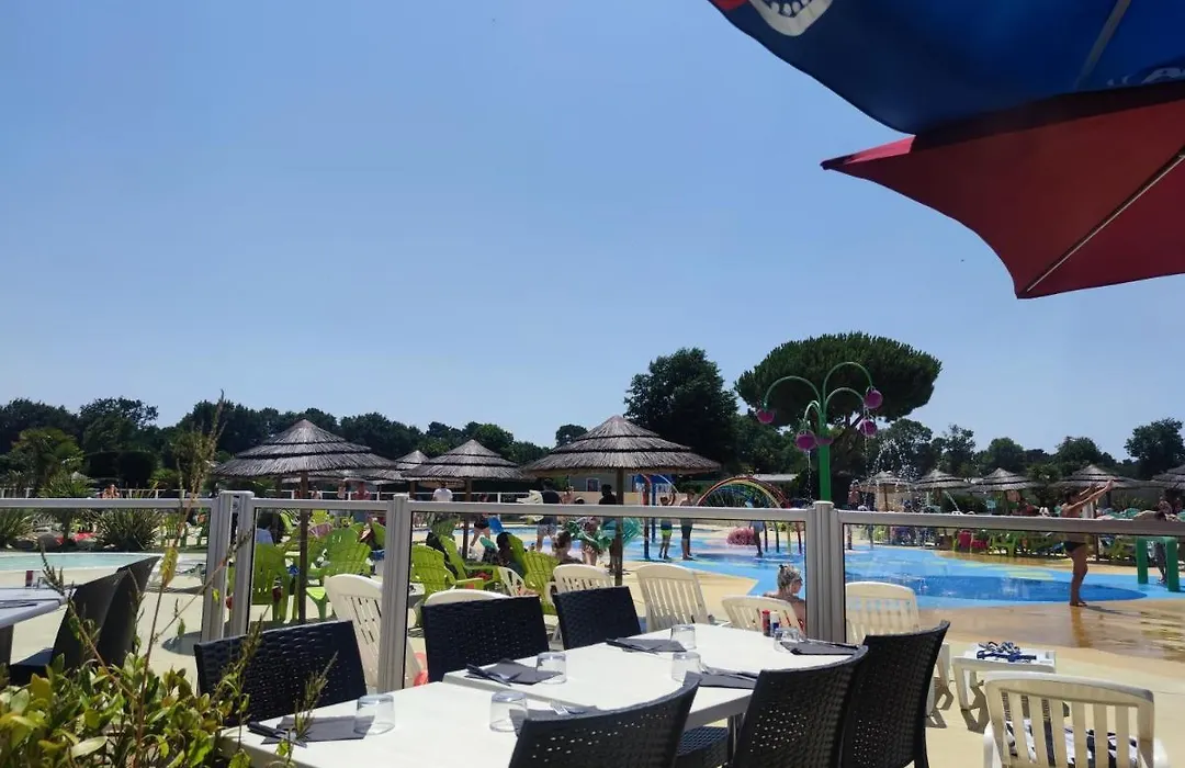 Mobil-Home Les Charmettes Siblu La Palmyre-1