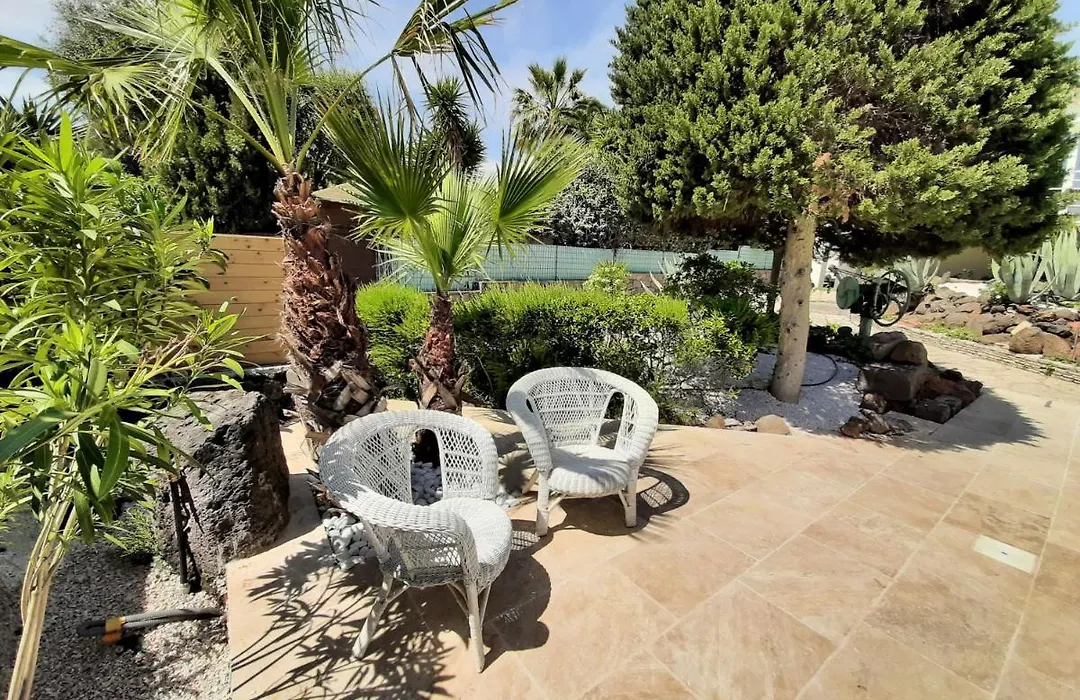 Villa Rasoa Chambre Libellule-1