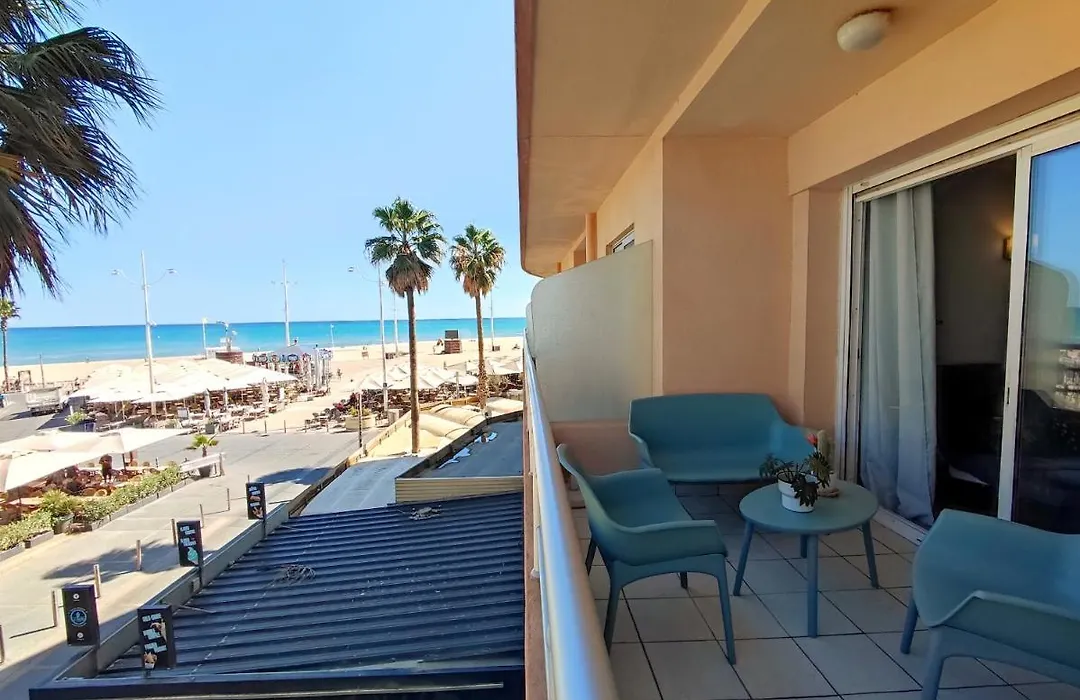 Superbe T2 vue mer avec ascenseur-1