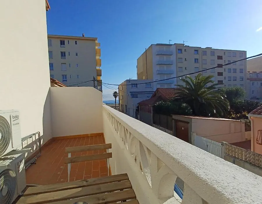 Ezz'Hotel Canet-1