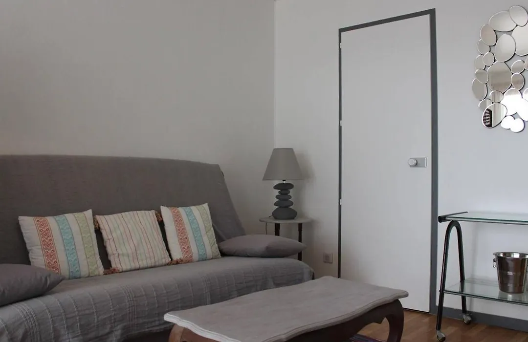 A Proximite Du Centre De La Rochelle, Avec Balcon Ensoleille - 4 Pers, Parking Prive, Proche Plage - Fr-1-246-519-1