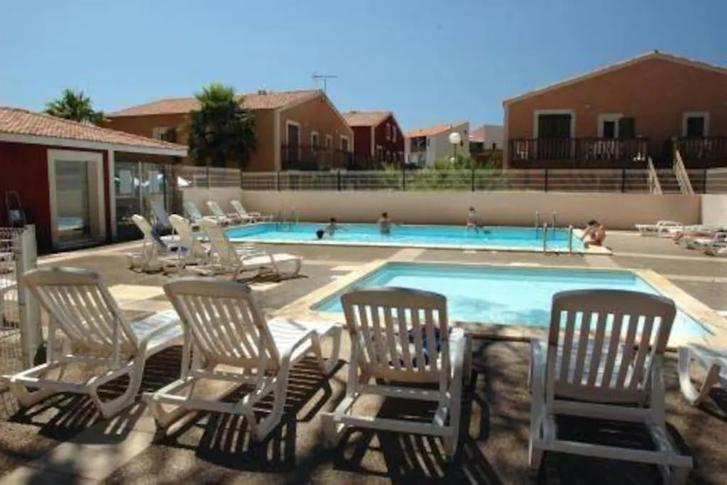 Appart 34 M2 - 300M De La Plage - 4 Pers - Piscine - Parking Prive-1