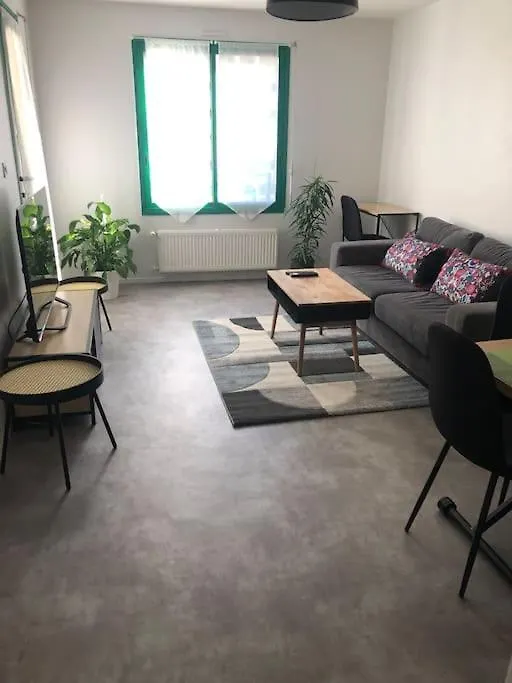Superbe Appartement En Plein Centre Ville.-1