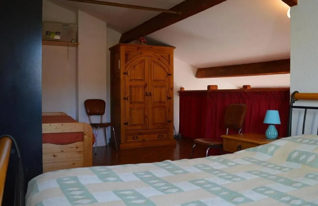 Maison 2 Pieces Avec Mezzanine, Terrasse A Saint-Cyprien - Fr-1-225D-558-1