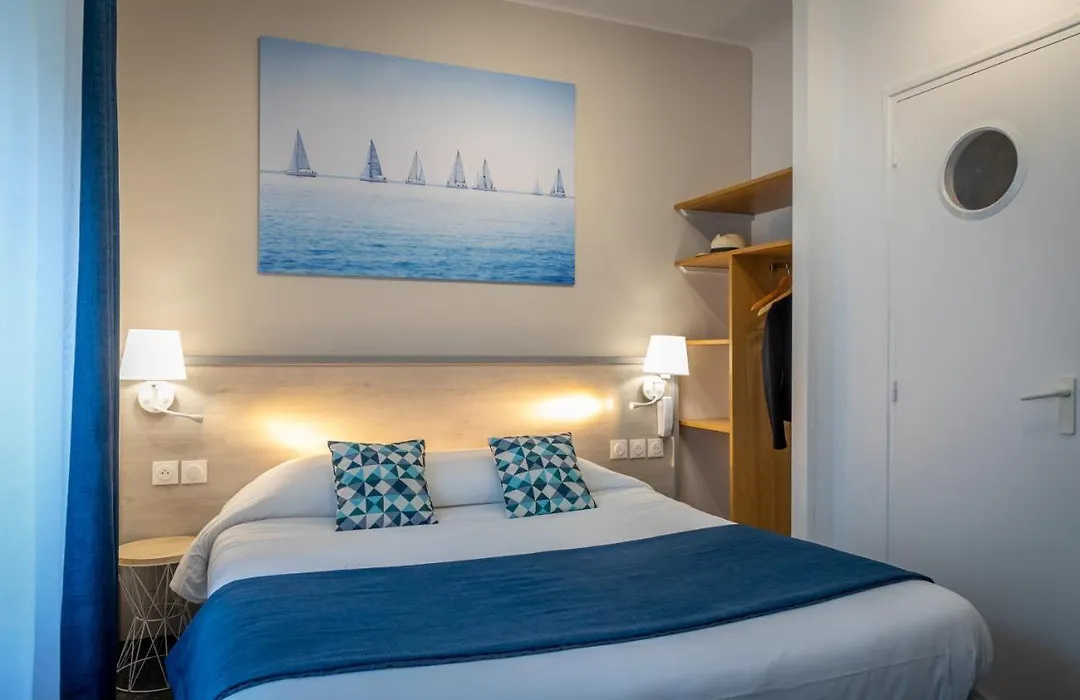Logis REX HOTEL Lorient-1