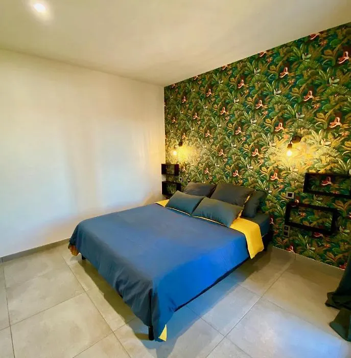 Villa Palot à la plage-1
