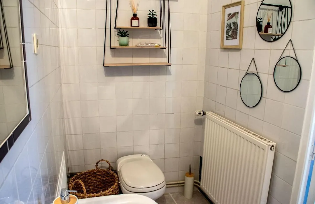 Gîte rénové avec piscine au cœur de Vendôme-1
