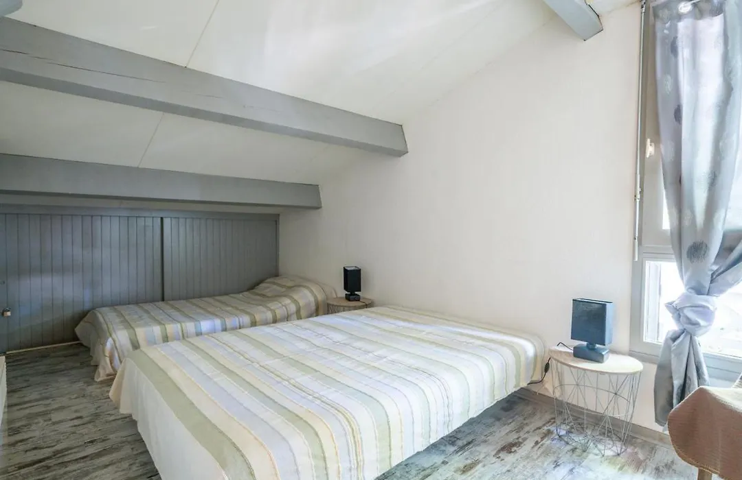 Maison T3, jardinet clos, proche lac de Biscarrosse, 4/5 pers, au calme et parking inclus - FR-1-521-33-1
