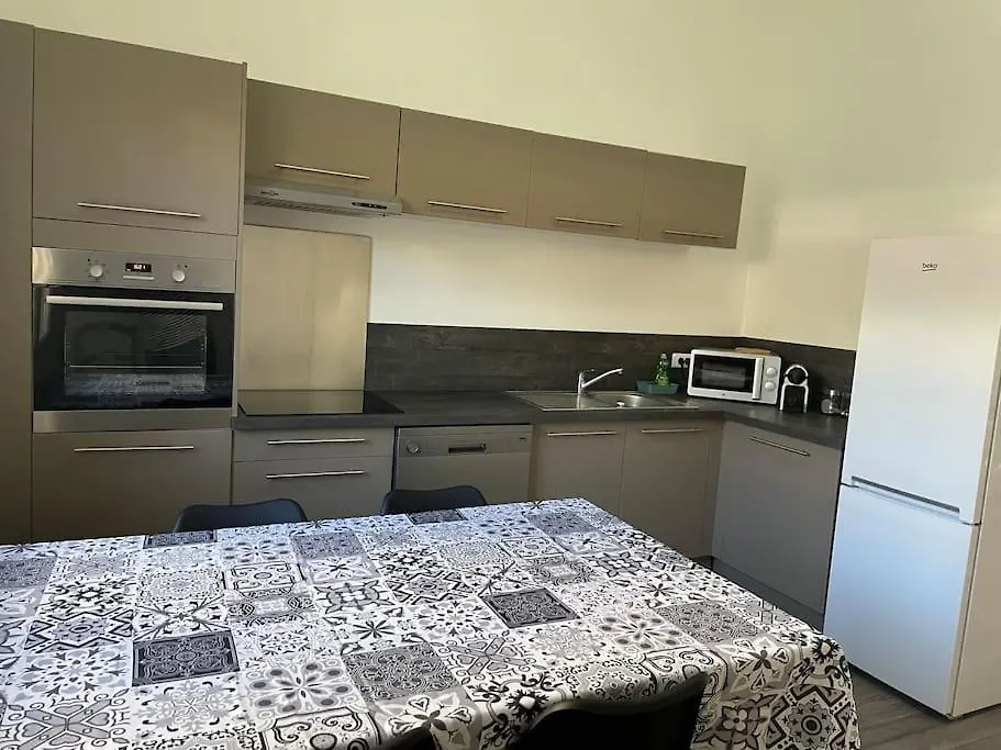 Appartement Pour 2 A 4 Personnes A 5 Min A Pied Des Plages De Frejus-1