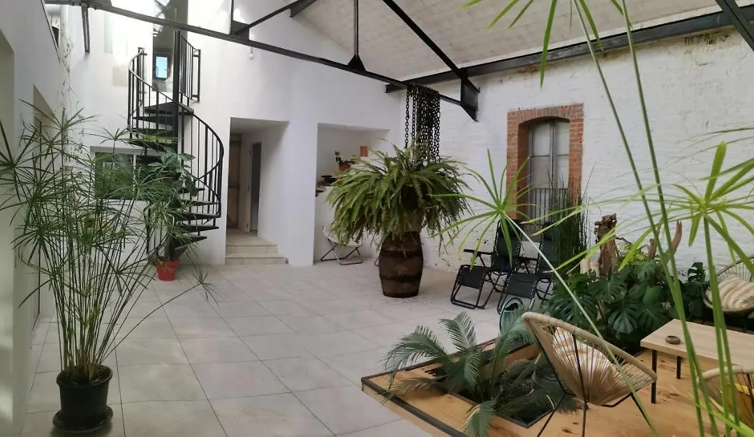 Shamshouse/Garage-1