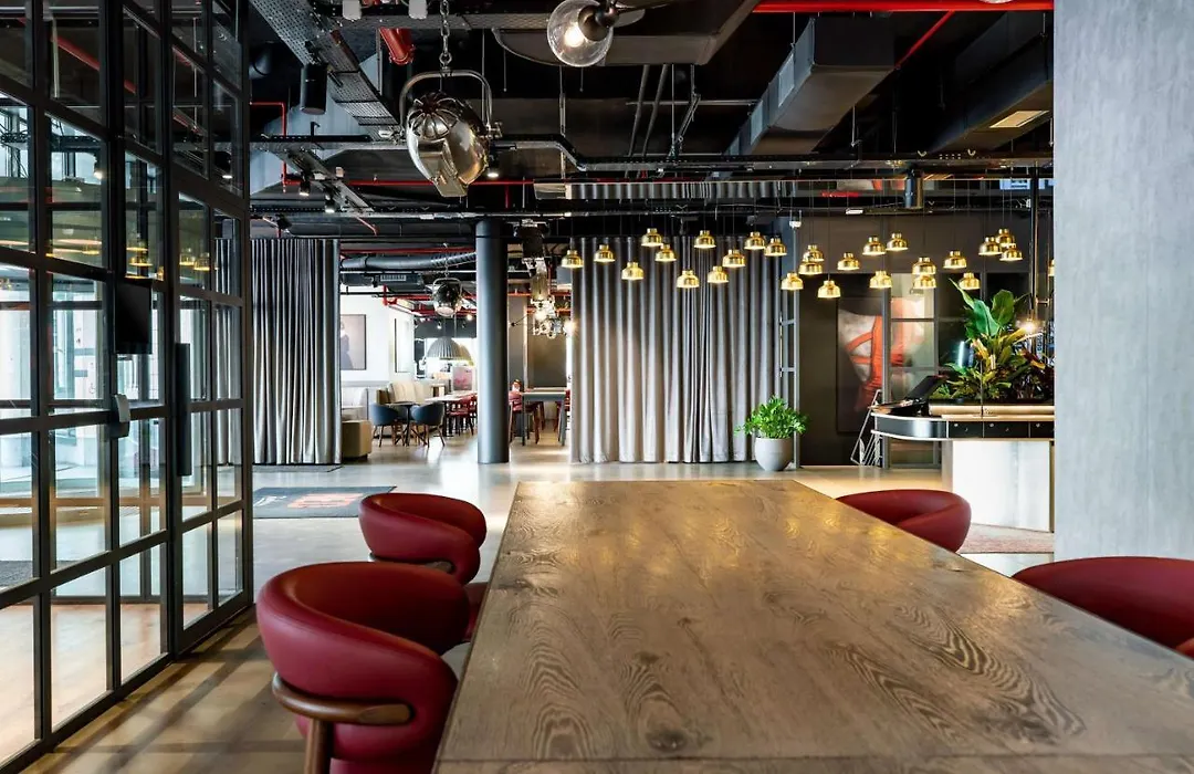 Radisson Red Brussels-1