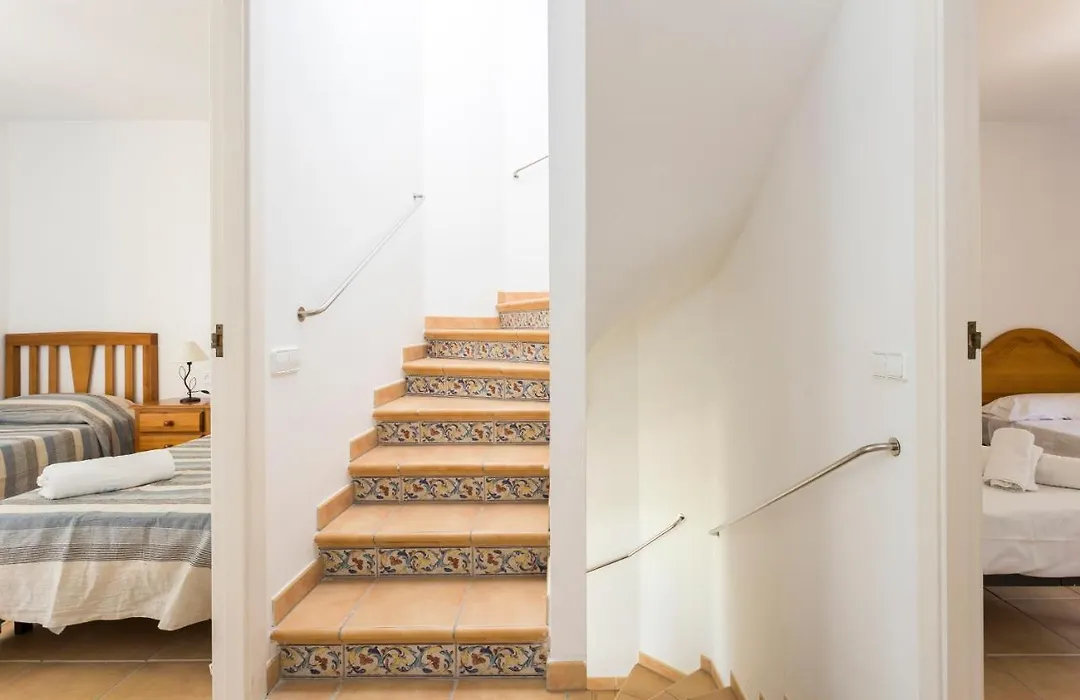 Frontline Sea Villa With Private Pool In Calella - Proa-1