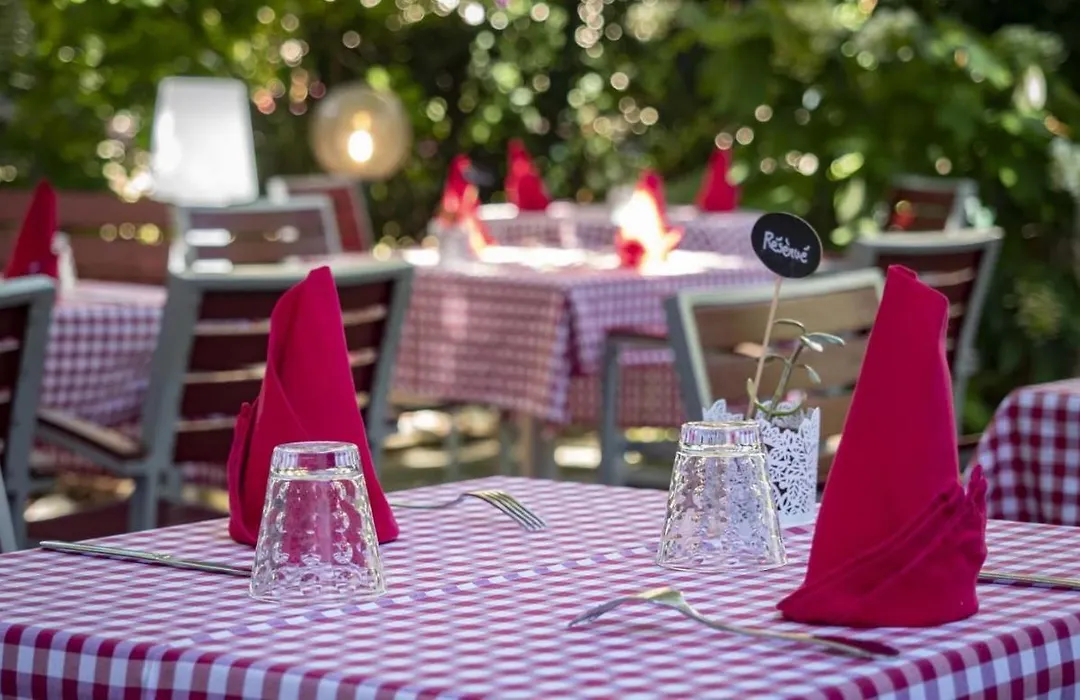 Hotel Restaurant Aux Sapins-1