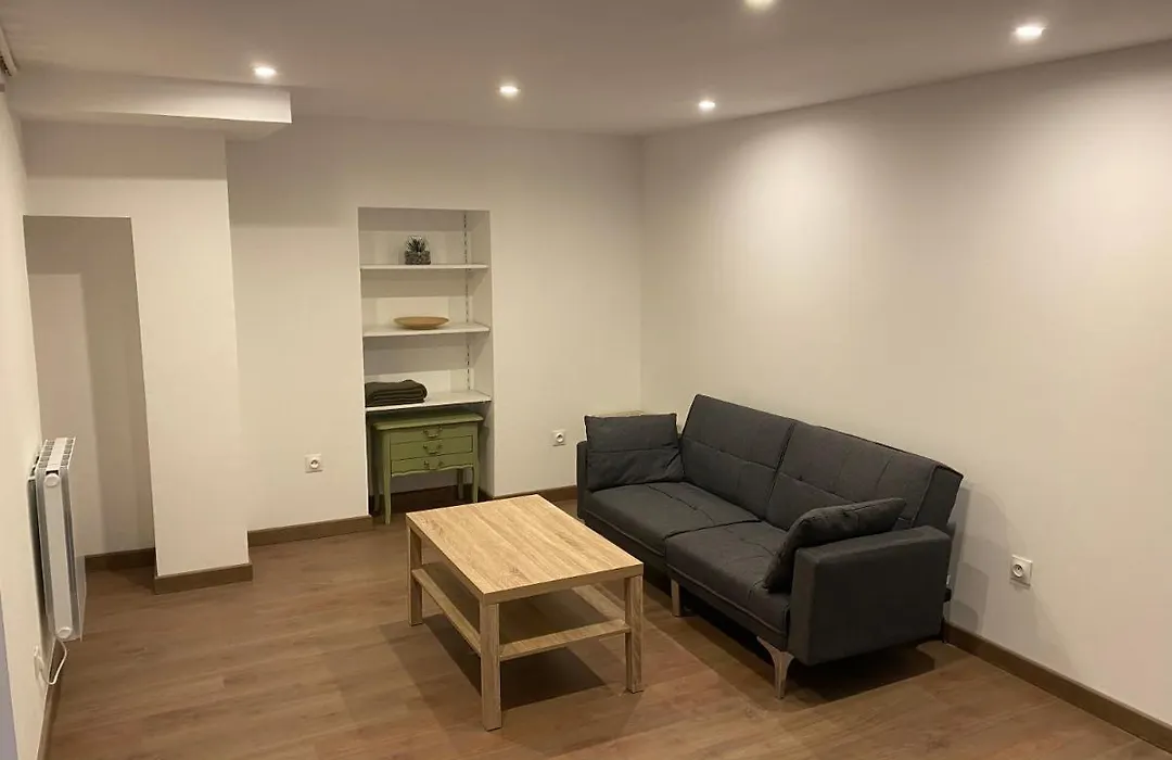 Appartement Meuble Au Coeur Du Centre-Ville-1