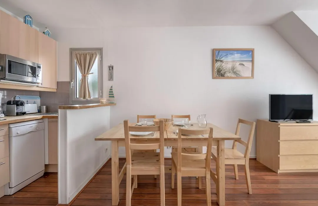 À 300m de la plage, appartement pour 4-1