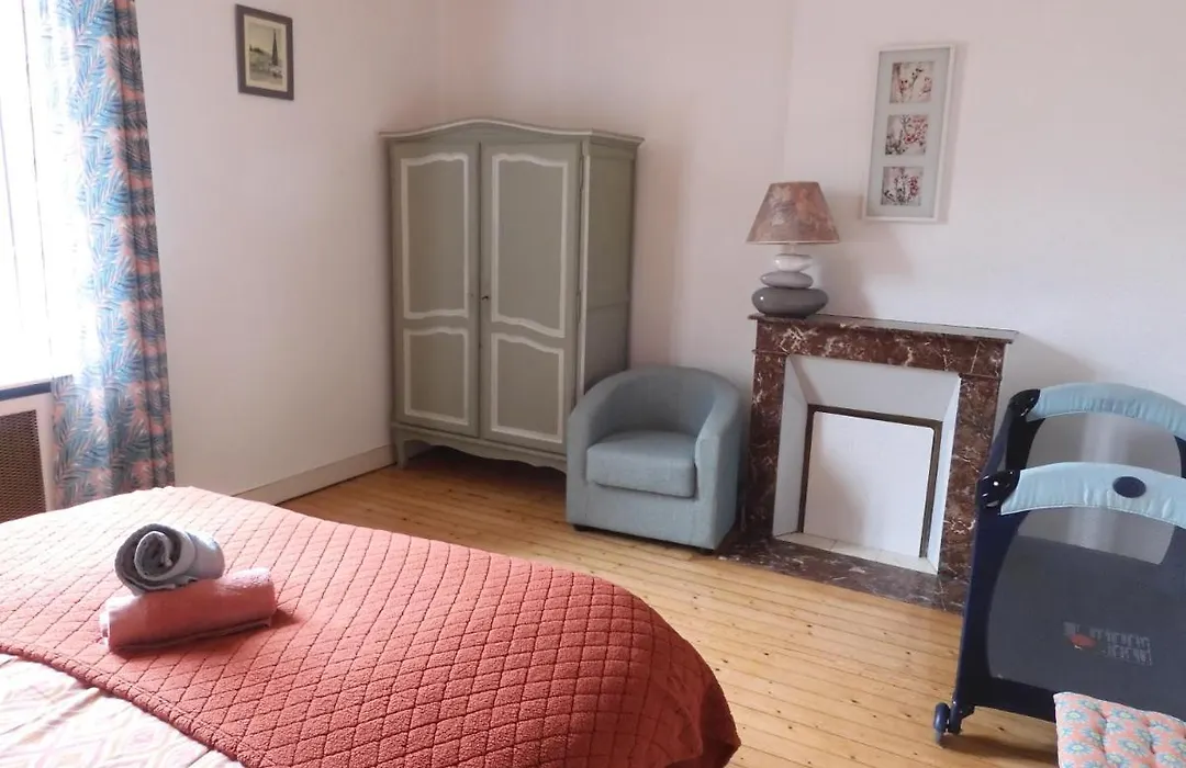 LA GOELETTE et son jardin clos sans parking privé-1