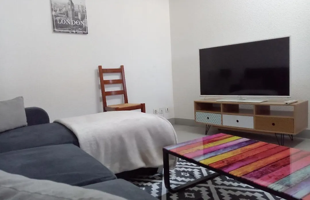 Appartement A 2 Minutes Du Centre Ville Avec Climatisation-1