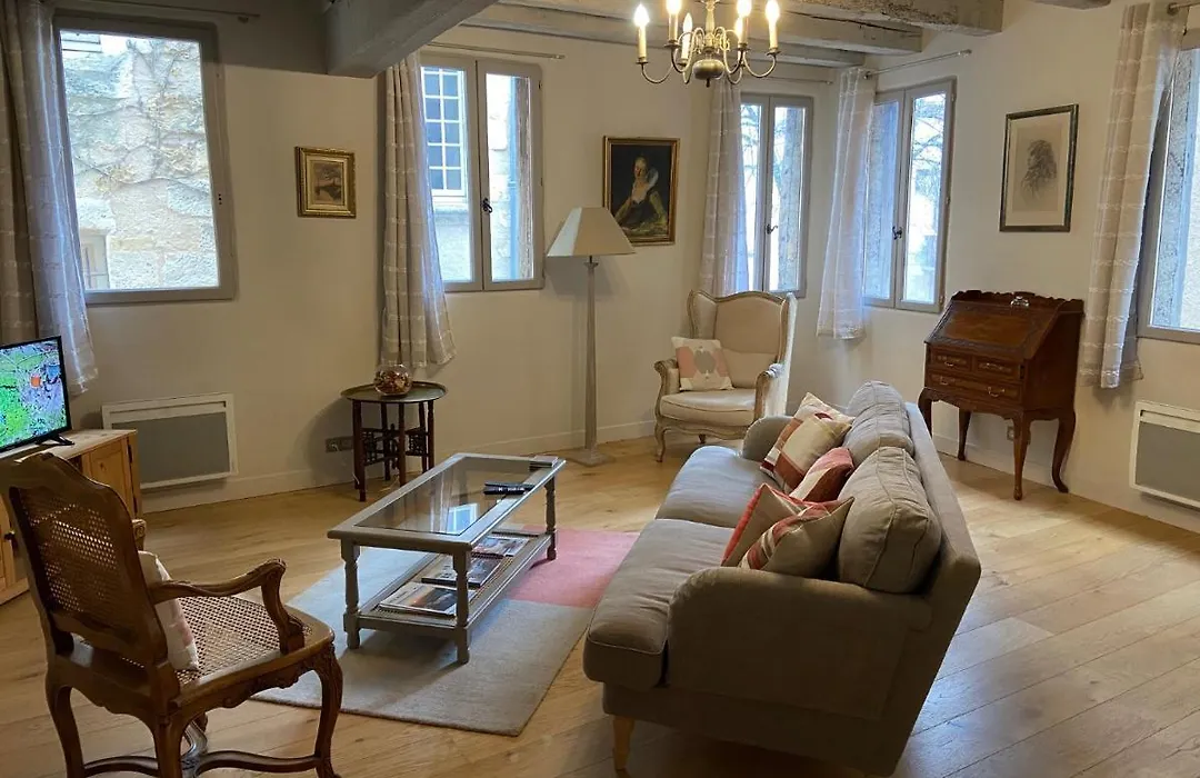 Maison De Corinne-1