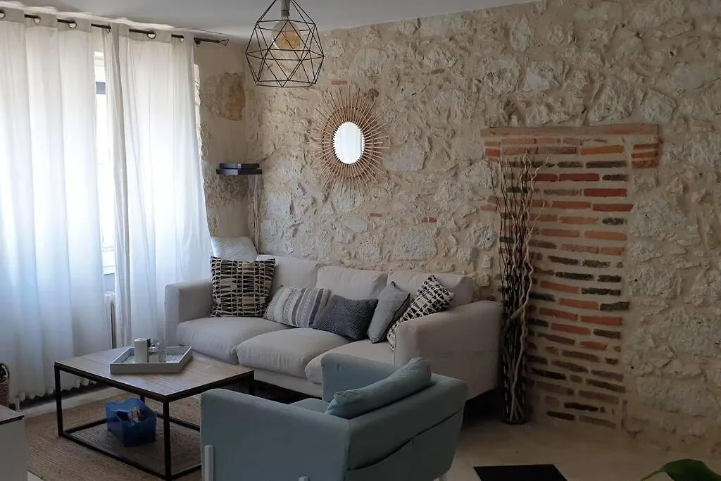 Jolie maison de rue-1
