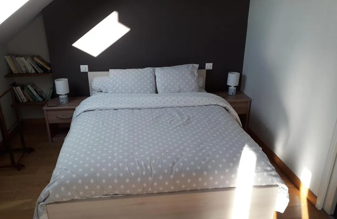 Appartement vue mer avec piscine intérieure-1