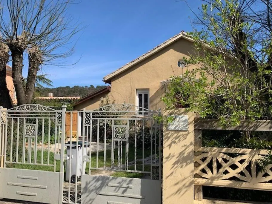 Villa Marguerite, Maison De Ville A La Campagne-1