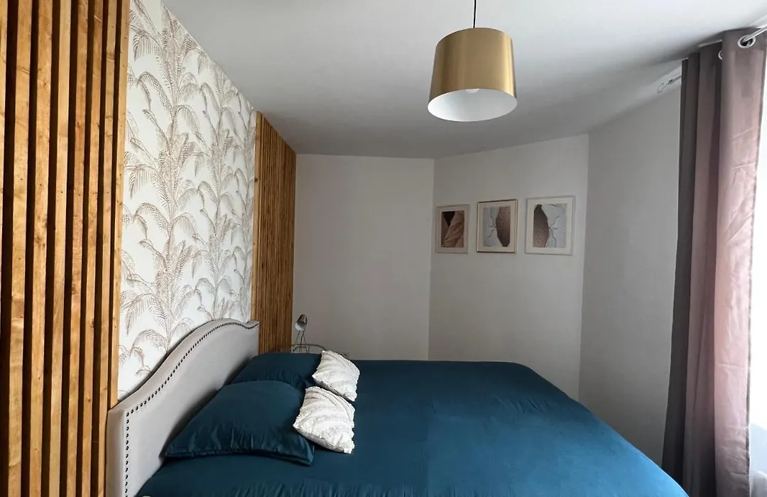 Le Saphir de Calais - Chic et élegant-1