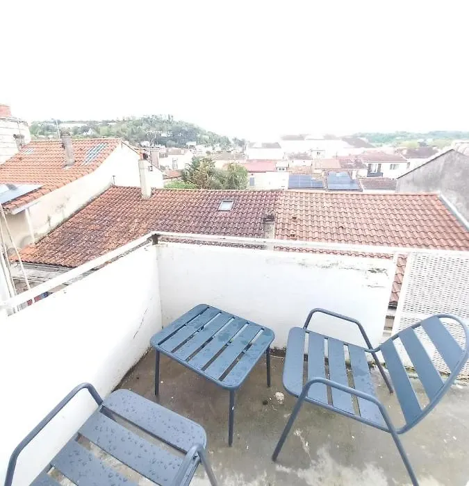 Le 29 spacieux , wifi et climatisation-1