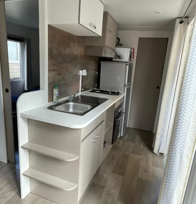 Mobil Home En Camping 4 Etoiles A Bonne Anse Plage / La Palmyre-1