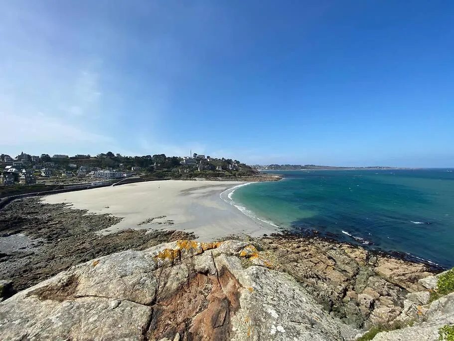 Grand studio 43m2 port de Perros Guirec-1