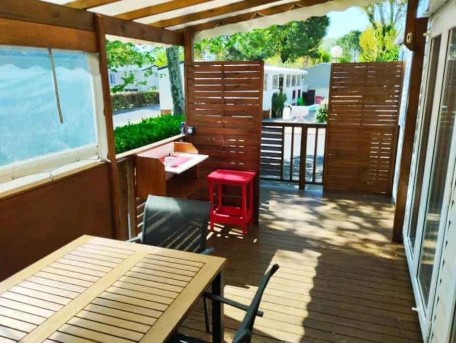 Mobil-home VI 58 à Vias - La Carabasse - Camping Siblu avec piscine payante-1