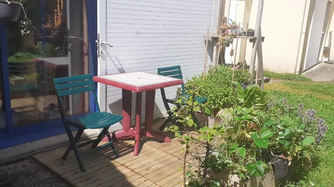 grand studio de plein-pied quartier calme proche centre-1