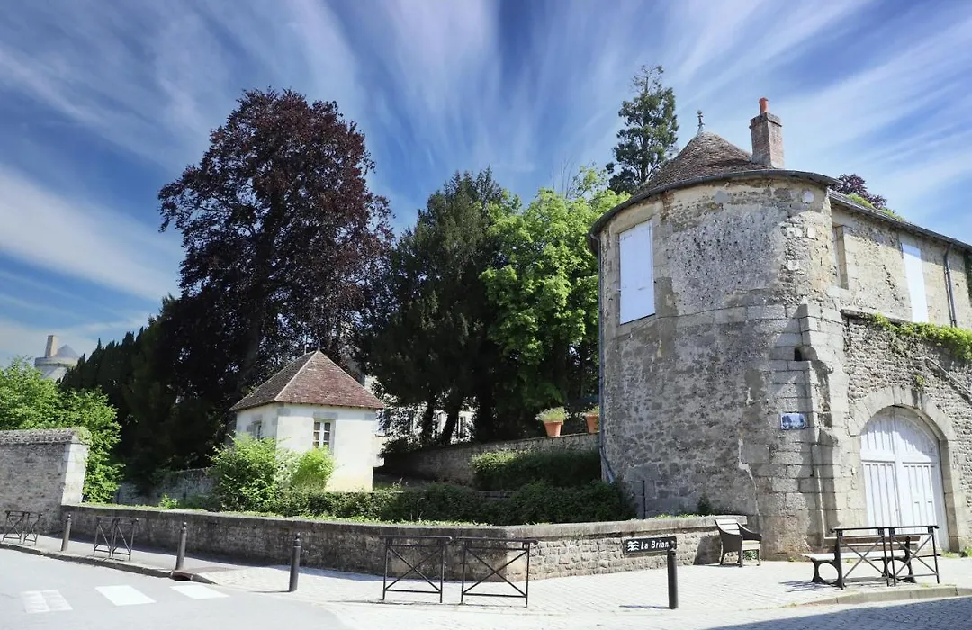 Les Deux Marguerite-1